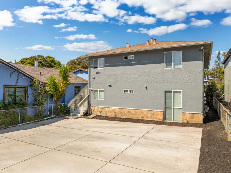 More Photos Of 1533 Julia St, Berkeley Multifamily For Sale
