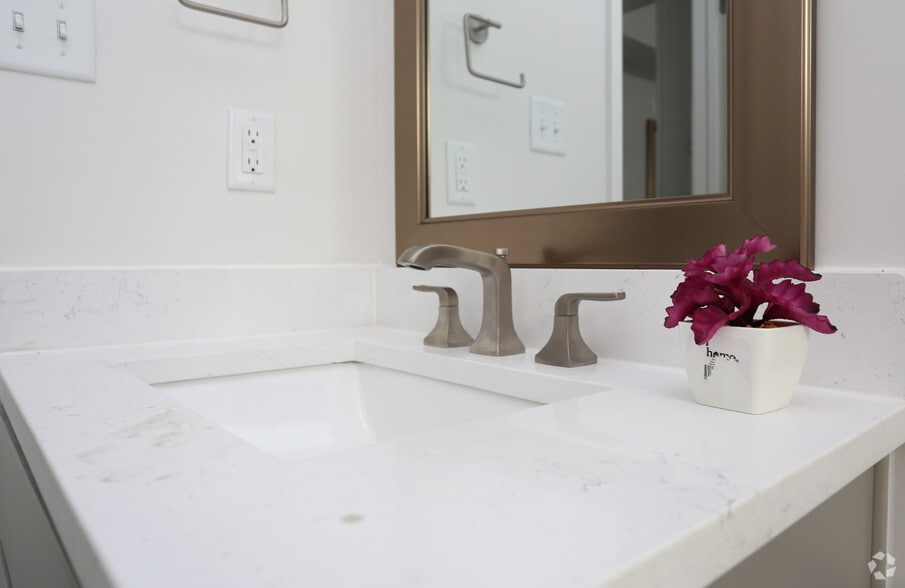 More Photos Of 5005 San Jacinto St, Dallas Apartments For Sale