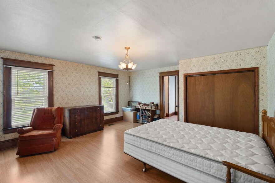 More Photos Of 5278 S Livonia Rd, Livonia Industrial For Sale