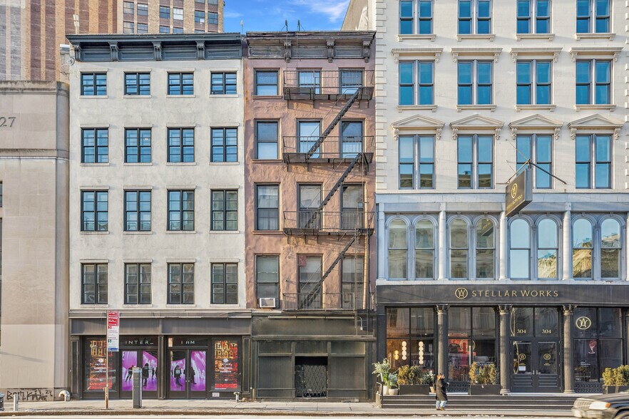 Primary Photo Of 302 Canal St, New York Apartments For Sale