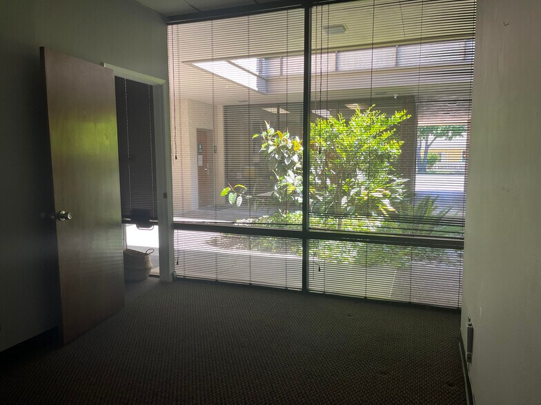 More Photos Of 3033 Moorpark Ave, San Jose Office For Sale