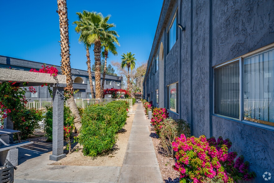 More Photos Of 2641 W Butler Dr, Phoenix Apartments For Sale
