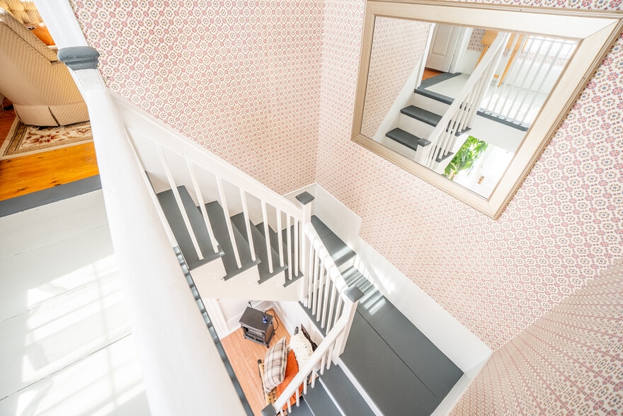 More Photos Of 2 River Rd, Cape Neddick Hospitality For Sale