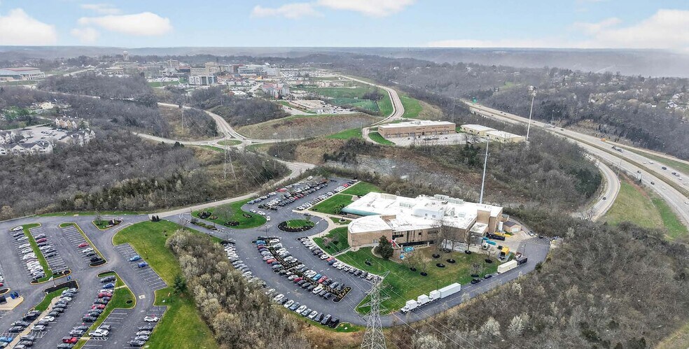 More Photos Of 2 Tesseneer Dr, Highland Heights Warehouse For Sale