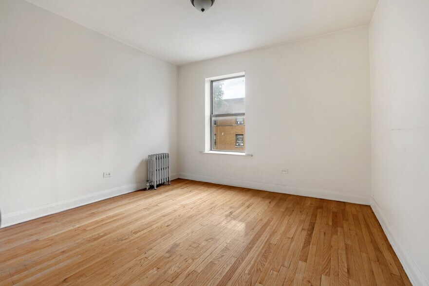 More Photos Of 5501 W Quincy St, Chicago Apartments For Sale