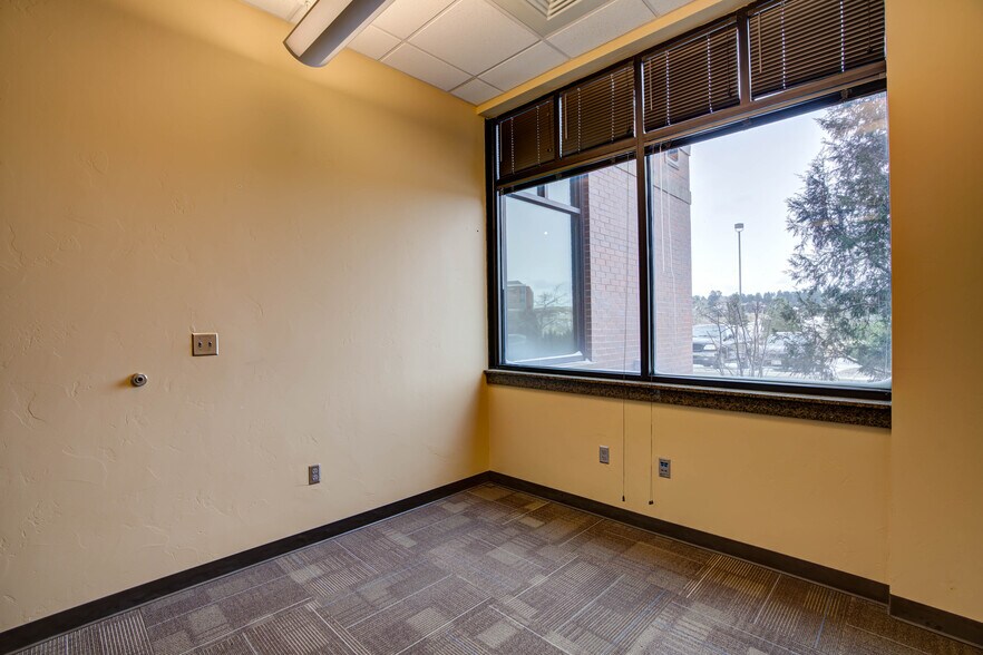 More Photos Of 9240 Explorer Dr, Colorado Springs Office For Lease