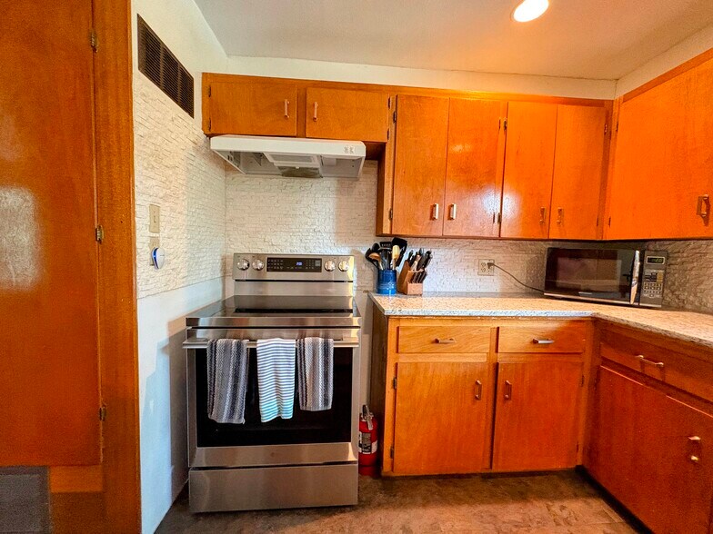 More Photos Of 10 Espinoza Cir, Angel Fire Specialty For Sale