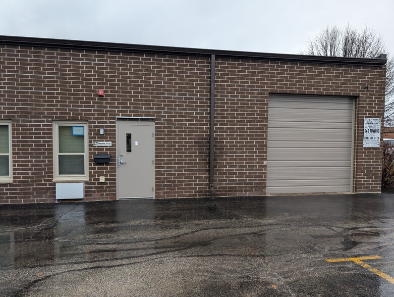 Primary Photo Of 227 James St, Bensenville Warehouse For Lease