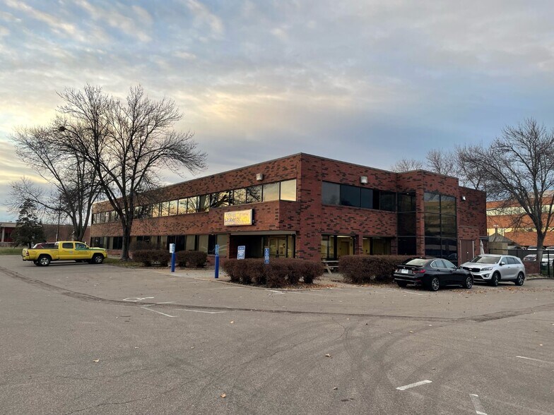 More Photos Of 7645 Metro Blvd, Edina Office For Lease