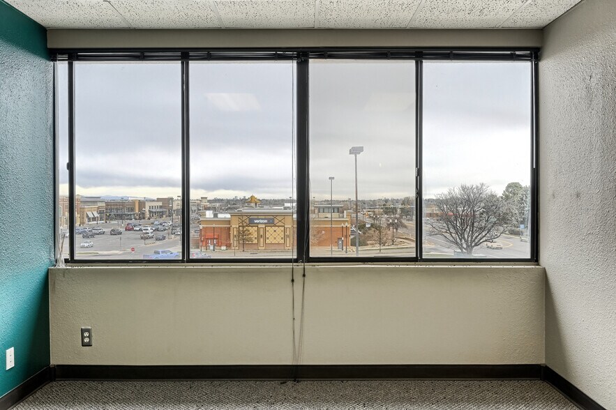 More Photos Of 7061 S University Blvd, Littleton Coworking Space