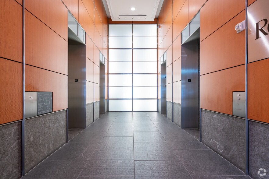 More Photos Of 101 Second St, San Francisco Office For Lease