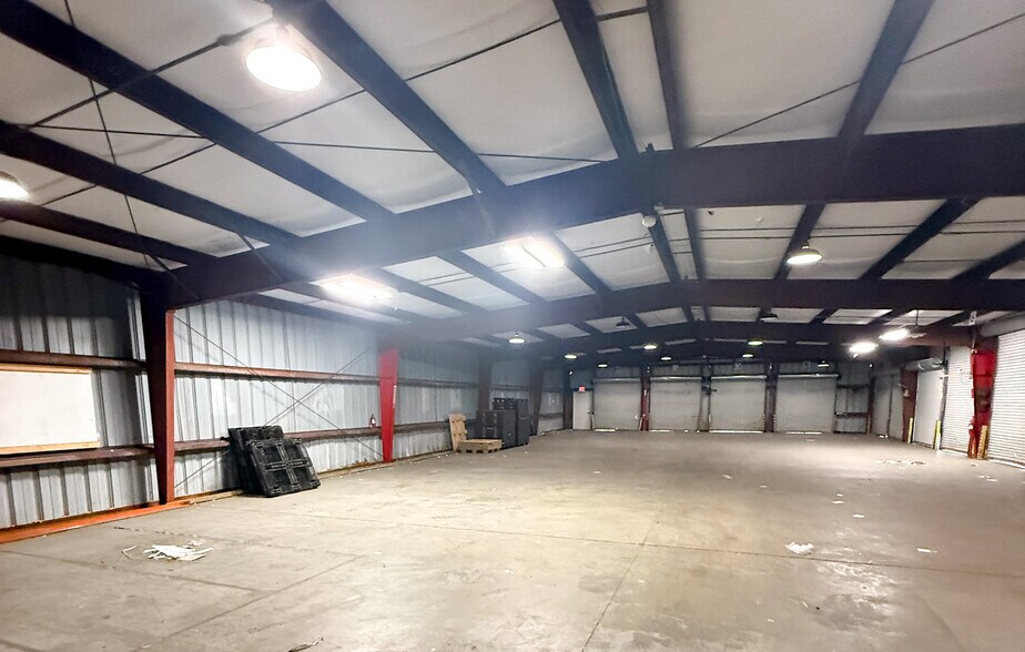 More Photos Of 1313 Putman Dr NW, Huntsville Warehouse For Lease