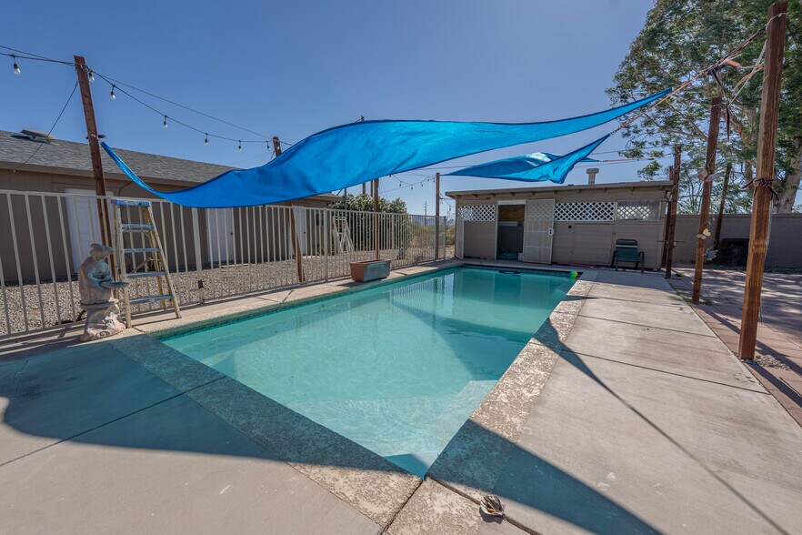 More Photos Of 5221 Hwy 68, Golden Valley Flex For Sale