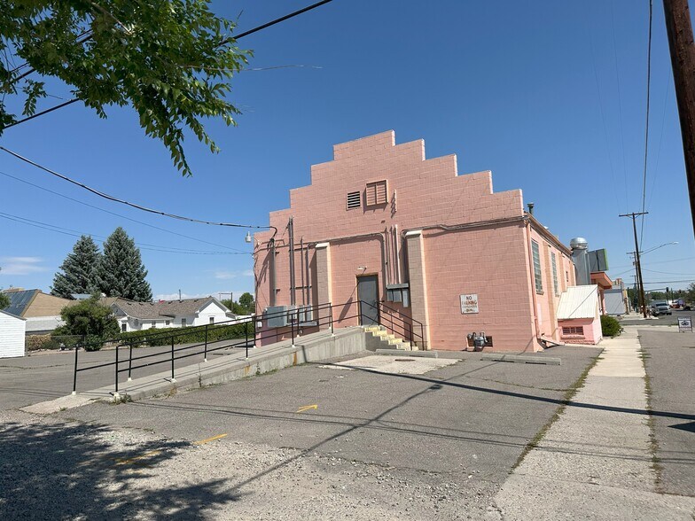 More Photos Of 221 Washington Ave, Riverton Religious Facility For Sale
