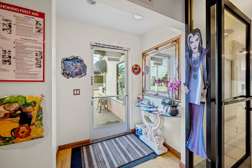 More Photos Of 10455 Lower Azusa Rd, Temple City Medical For Sale