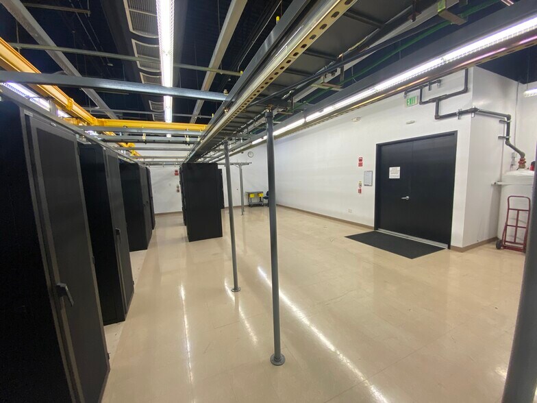 More Photos Of 2223 W Airport Way, Boise Industrial For Lease