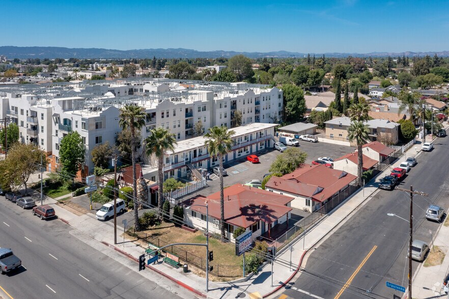 Primary Photo Of 9253 Sepulveda Blvd, North Hills Hotel For Sale
