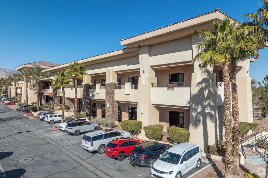 More Photos Of 8670 W Cheyenne Ave, Las Vegas Medical For Lease