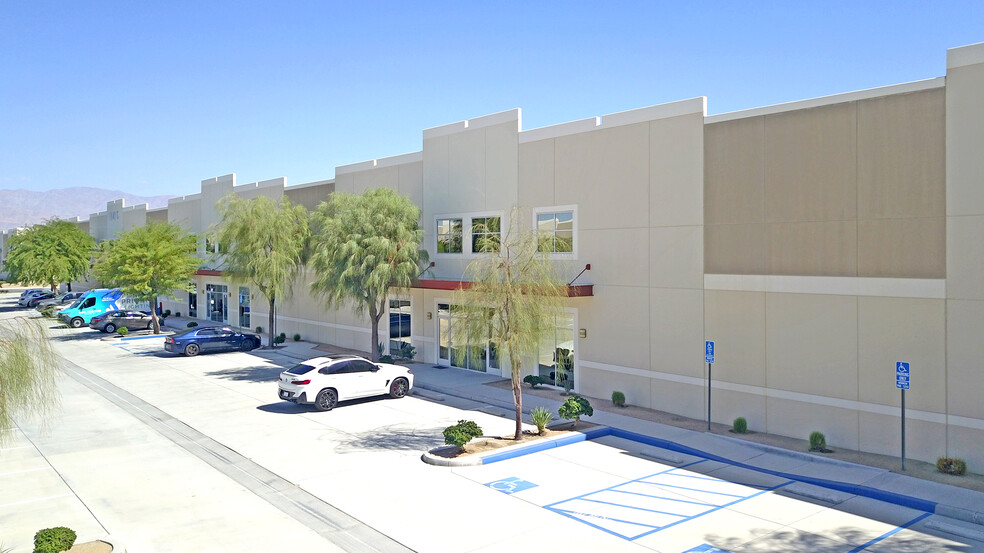 Primary Photo Of 77551 El Duna Ct, Palm Desert Warehouse For Lease