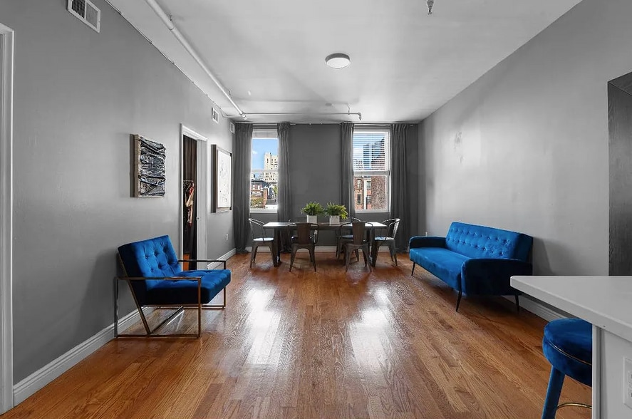 More Photos Of 414 W 45th St, New York Apartments For Sale