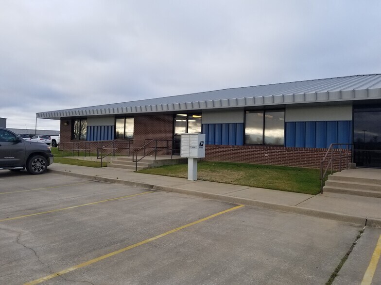 Primary Photo Of 2912 Enterprise Dr, Durant Industrial For Sale