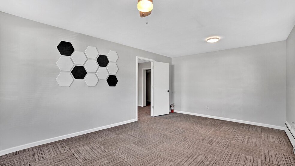 More Photos Of 603-609 Manchester Rd, Mansfield Apartments For Lease