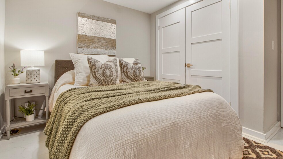 More Photos Of 1414-1416 Pennsylvania Ave SE, Washington Apartments For Sale