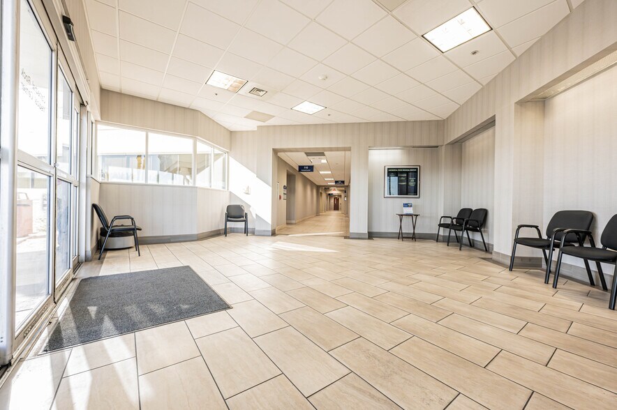 More Photos Of 7200 W Cathedral Rock Dr, Las Vegas Medical For Sale