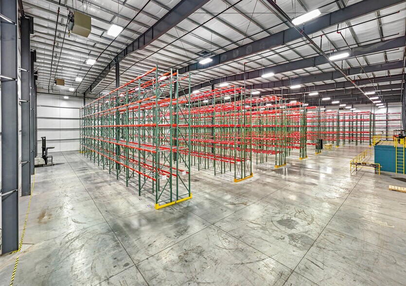 More Photos Of 80 Davis Pky, Clyde Warehouse For Sale