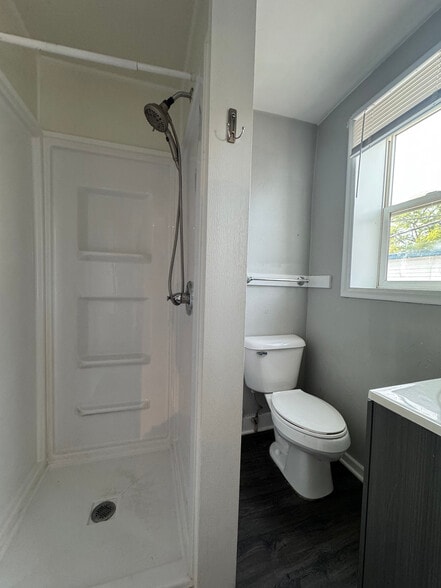 More Photos Of 140 N West St, Crown Point Apartments For Sale