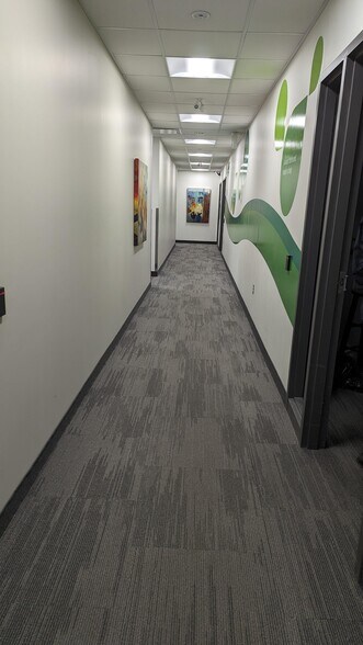 More Photos Of 700 York St, London Office For Lease