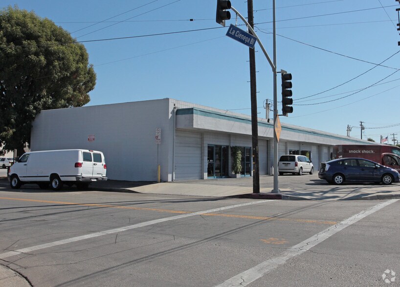 Primary Photo Of 10400-10422 S La Cienega Blvd, Inglewood Service For Lease