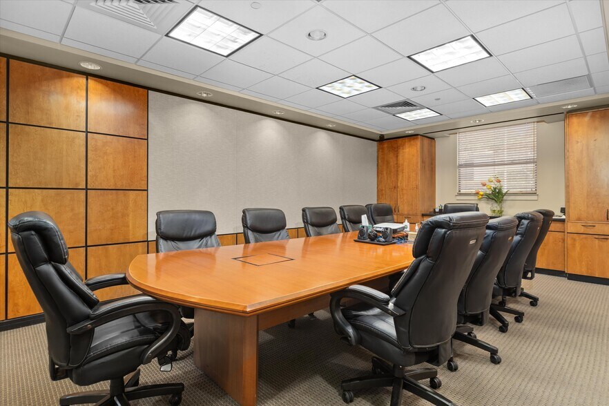 More Photos Of 1102 Laurel Ln, San Luis Obispo Office For Sale