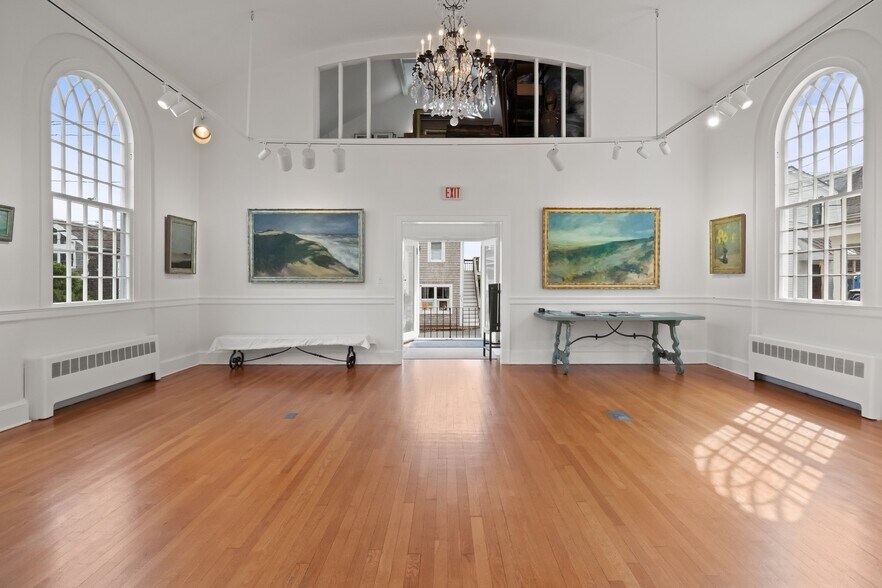 More Photos Of 418 Commercial St, Provincetown Storefront Retail Residential For Sale
