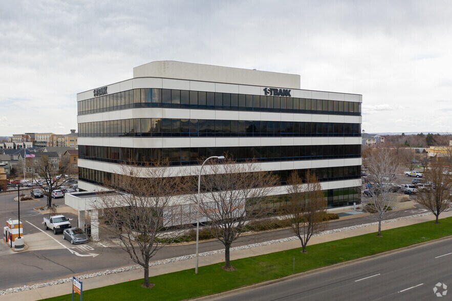 More Photos Of 550 S Wadsworth Blvd, Lakewood Office For Lease