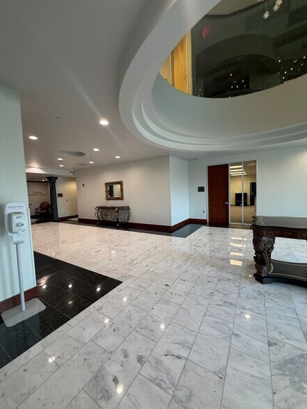 More Photos Of 9300 Wade Blvd, Frisco Office For Lease