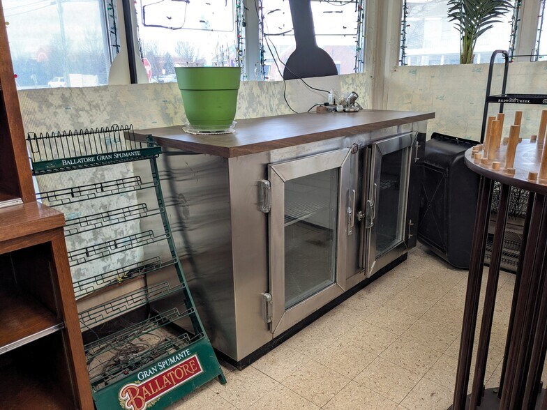 More Photos Of 189-191 Port Watson St, Cortland General Retail For Sale