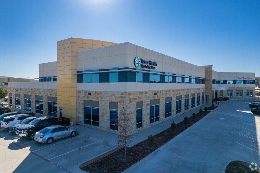 More Photos Of 10900 Founders Way, Fort Worth Medical For Lease