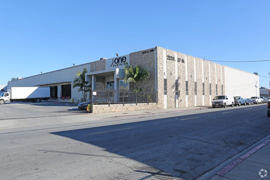 Primary Photo Of 2121 E 37th St, Vernon Warehouse For Sale