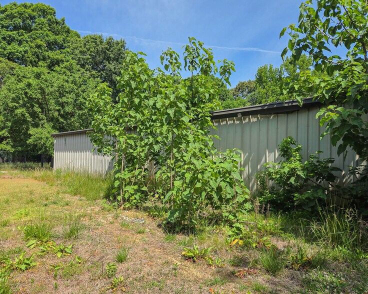 More Photos Of 248 W Franklinville St, Staley Manufacturing For Sale