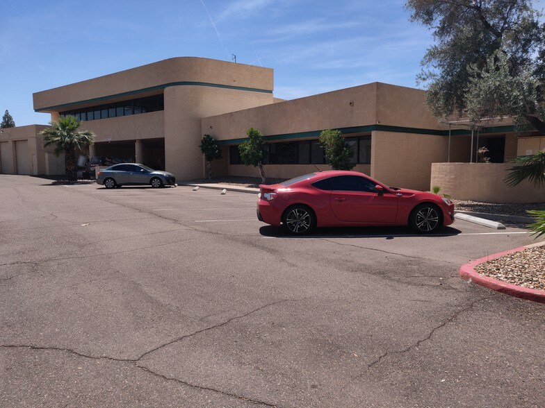 More Photos Of 2401 S 24th St, Phoenix Research And Development For Sale