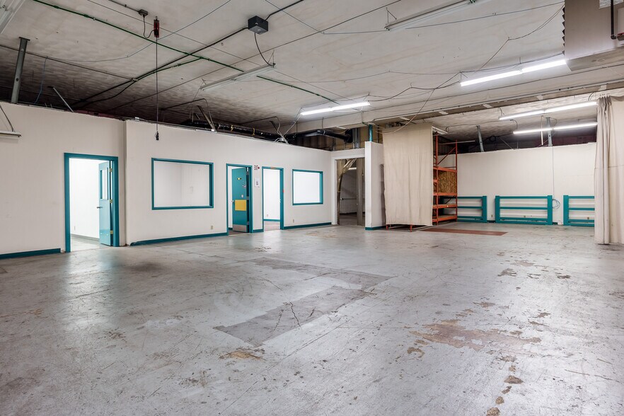 More Photos Of 6212 Material Ave, Loves Park Warehouse For Sale