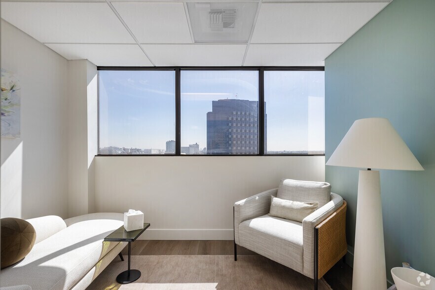 More Photos Of 6200 Wilshire Blvd, Los Angeles Medical For Sale
