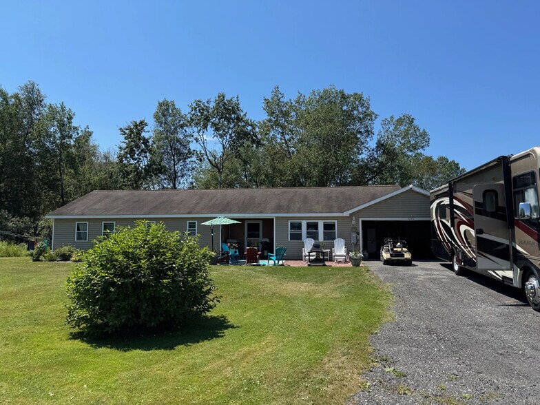 More Photos Of 5255 US Route 11, Pulaski Self Storage For Sale