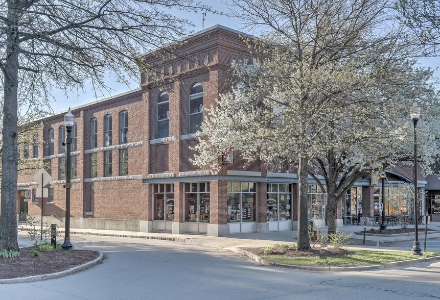 More Photos Of 42-46 Main St, Keene Loft Creative Space For Lease