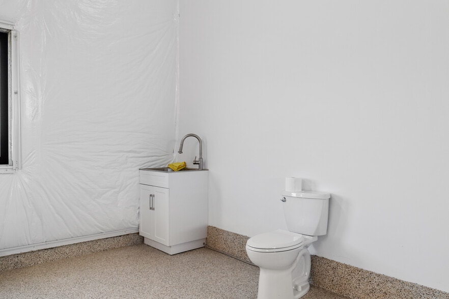 More Photos Of 4285 Eldridge, Morrison Warehouse For Sale