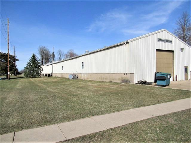 Primary Photo Of 401 W 9th St, Tipton Light Distribution For Sale