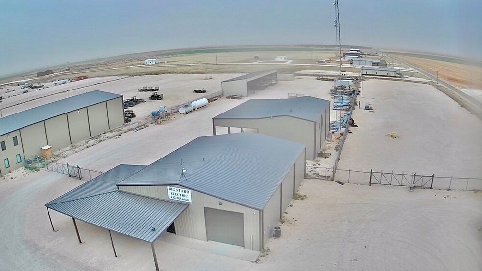 More Photos Of 602 US Highway 385 N, Seminole Flex For Sale