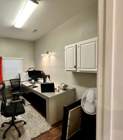 More Photos Of 100 Professional Park Dr, Cumming Office For Lease