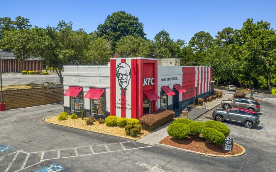 Primary Photo Of 1245 Merchants Dr, Dallas Fast Food For Sale